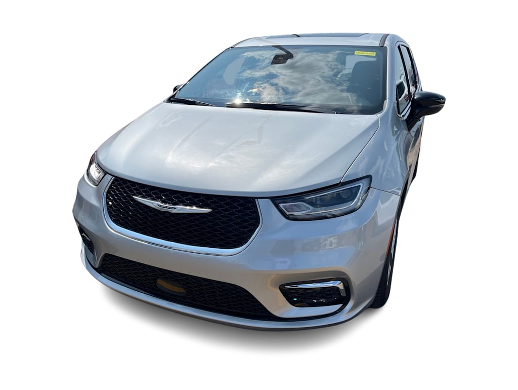 Thumbnail: 2026 Chrysler Pacifica - 10