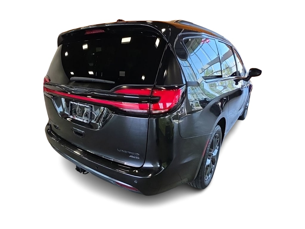 Thumbnail: 2021 Chrysler Pacifica - 20