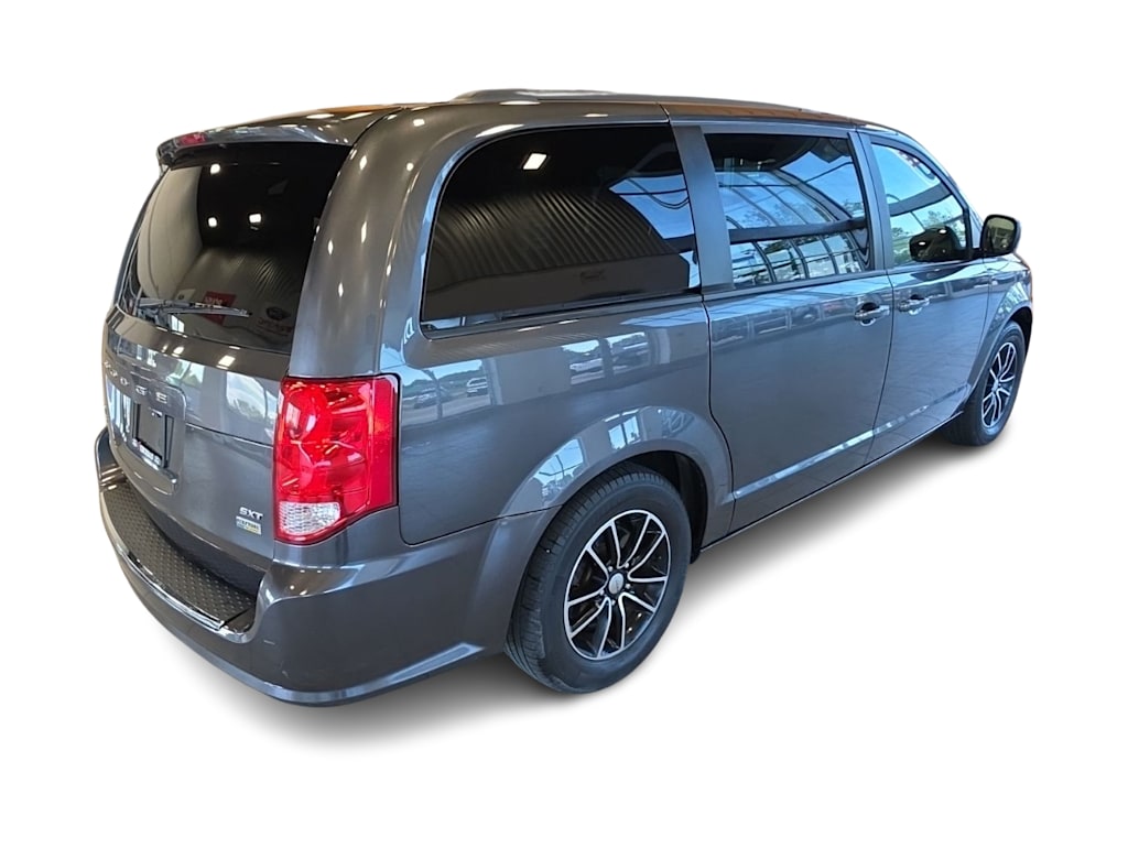 Thumbnail: 2018 Dodge Grand Caravan - 16