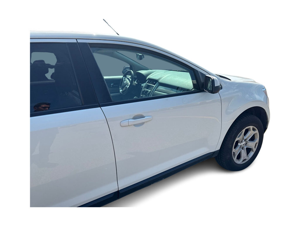 Thumbnail: 2012 Ford Edge - 17