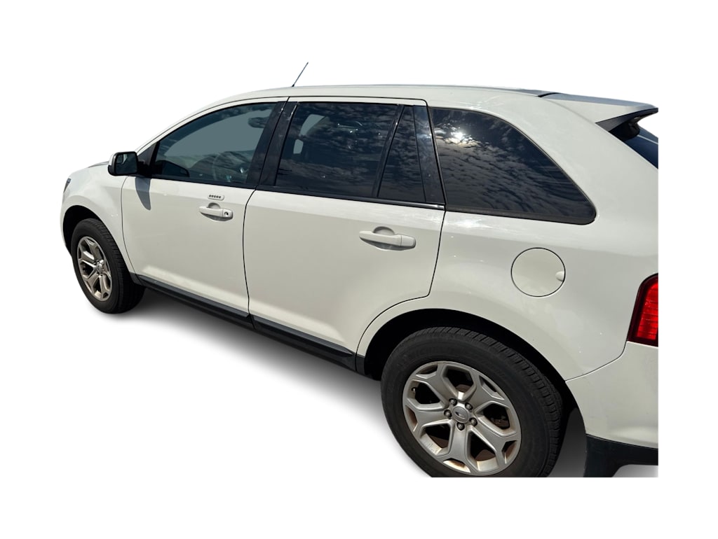 Thumbnail: 2012 Ford Edge - 22