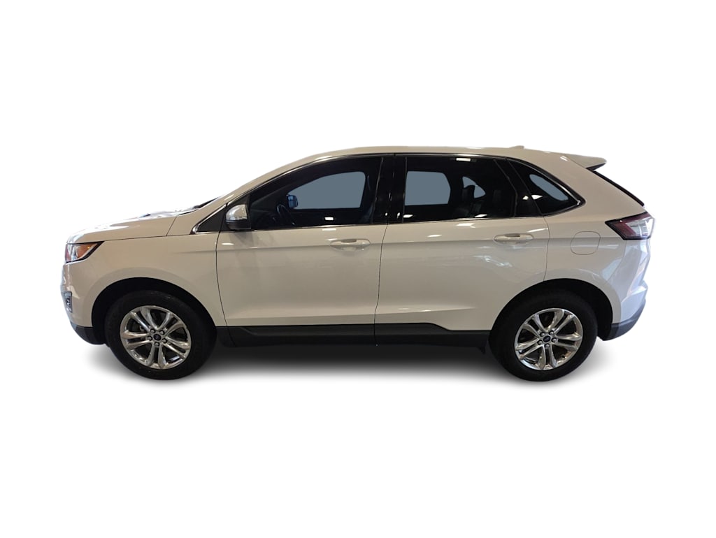 Thumbnail: 2017 Ford Edge - 3