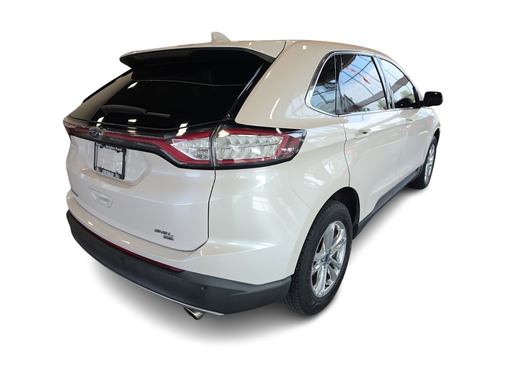 Thumbnail: 2017 Ford Edge - 20