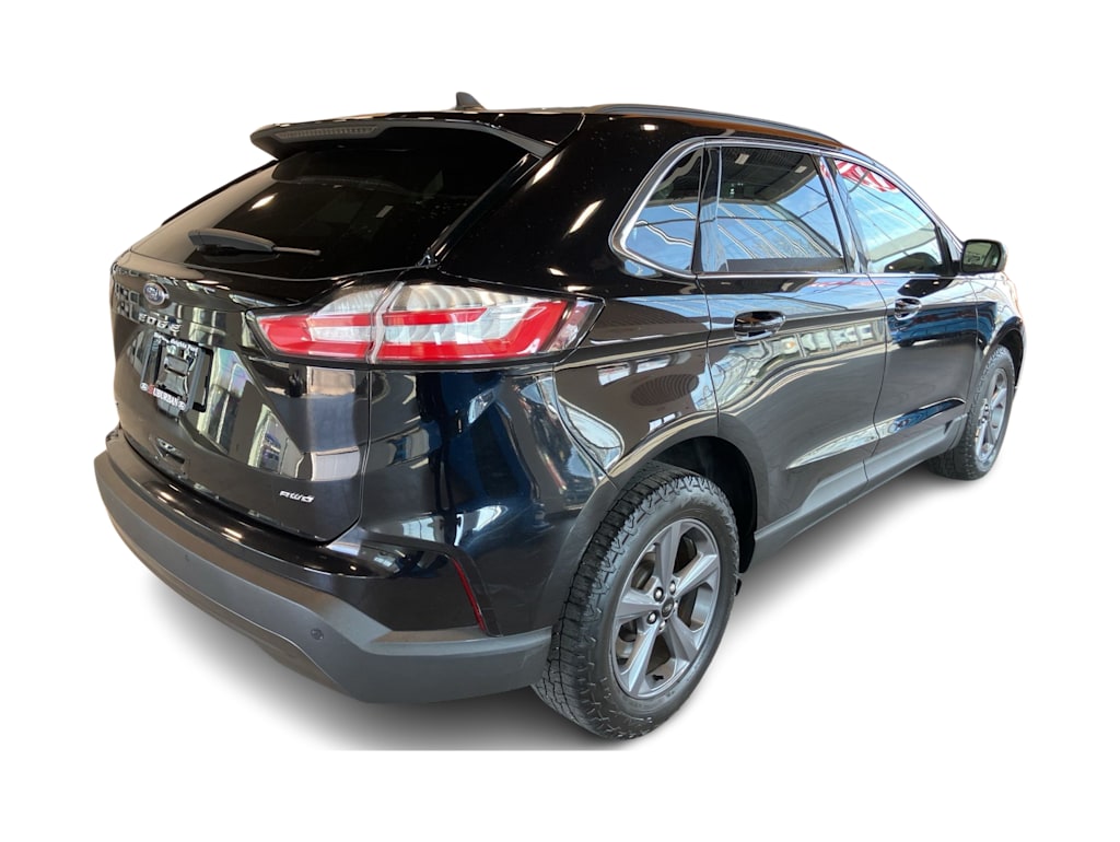 Thumbnail: 2022 Ford Edge - 17