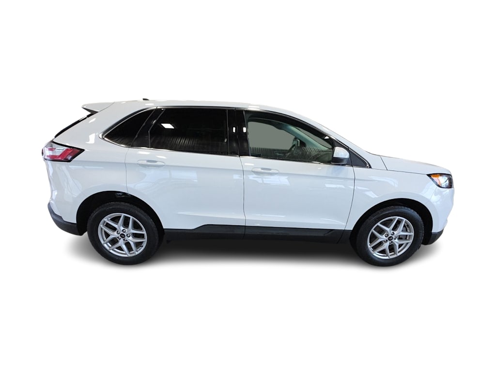 Thumbnail: 2024 Ford Edge - 16