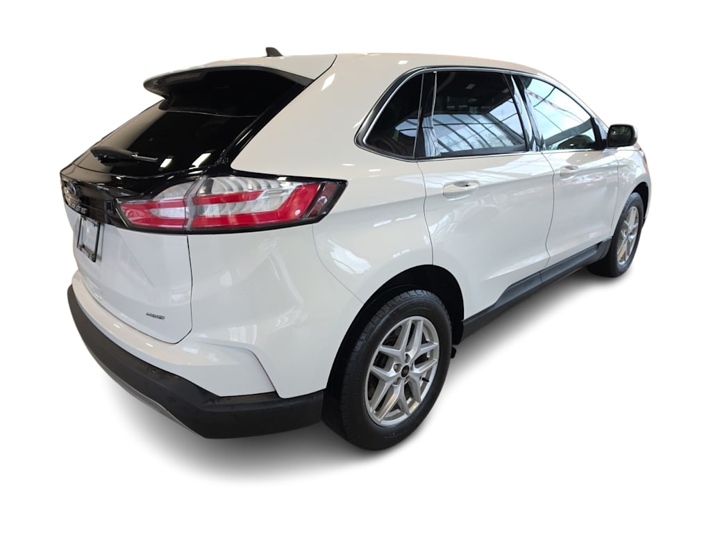 Thumbnail: 2024 Ford Edge - 17