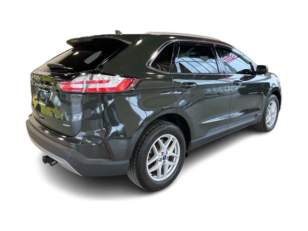 Thumbnail: 2022 Ford Edge - 17