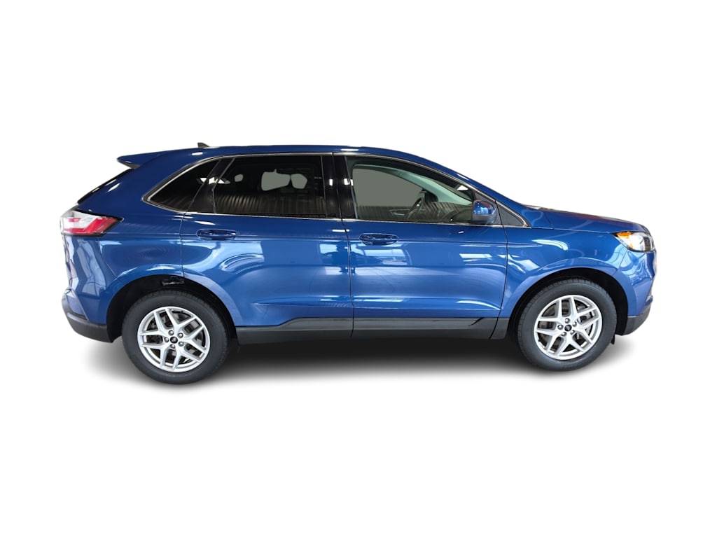 Thumbnail: 2023 Ford Edge - 16
