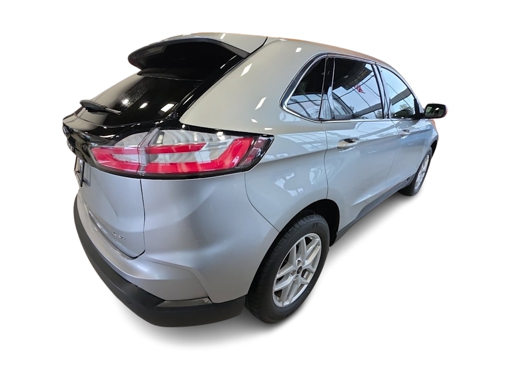 Thumbnail: 2024 Ford Edge - 17