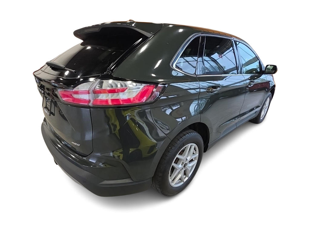 Thumbnail: 2024 Ford Edge - 16