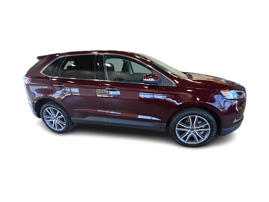 Thumbnail: 2024 Ford Edge - 17