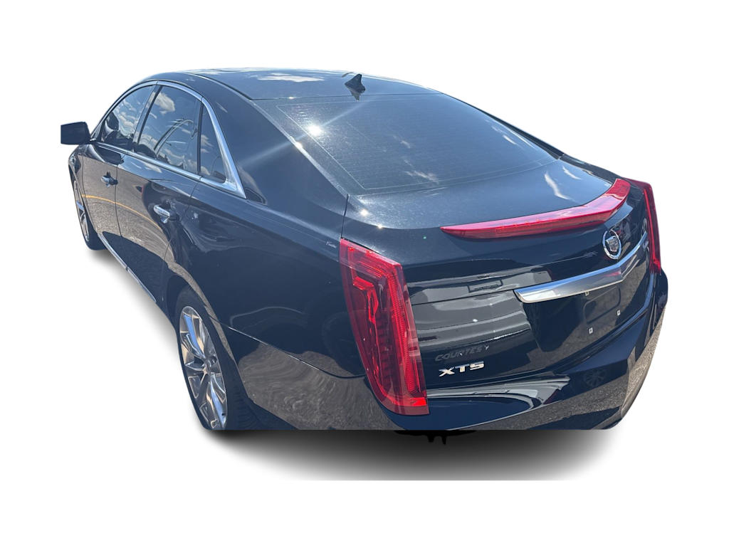 Thumbnail: 2013 Cadillac XTS - 16