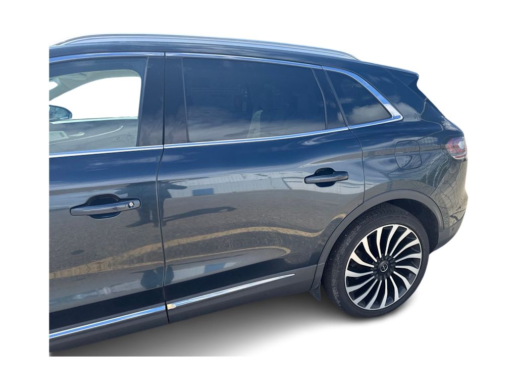 Thumbnail: 2021 Lincoln Nautilus - 22