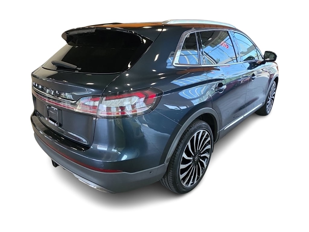 Thumbnail: 2021 Lincoln Nautilus - 17