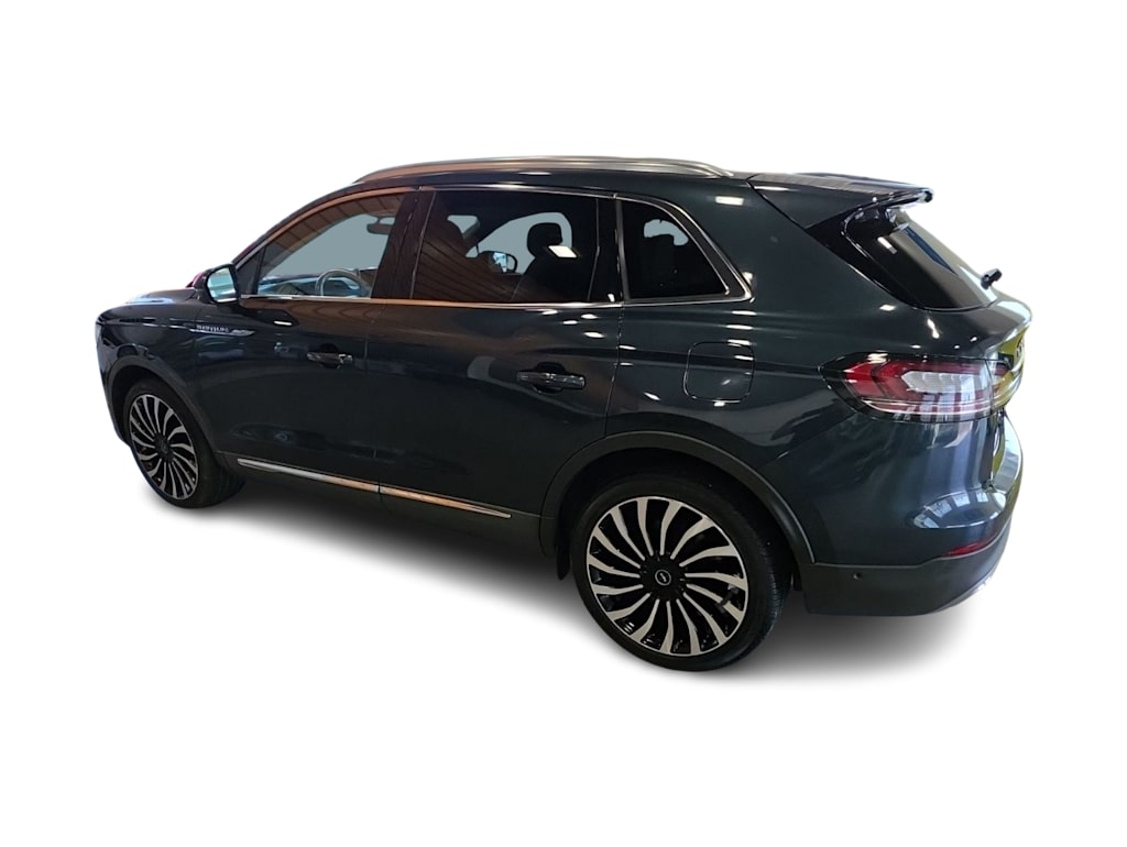 Thumbnail: 2021 Lincoln Nautilus - 3