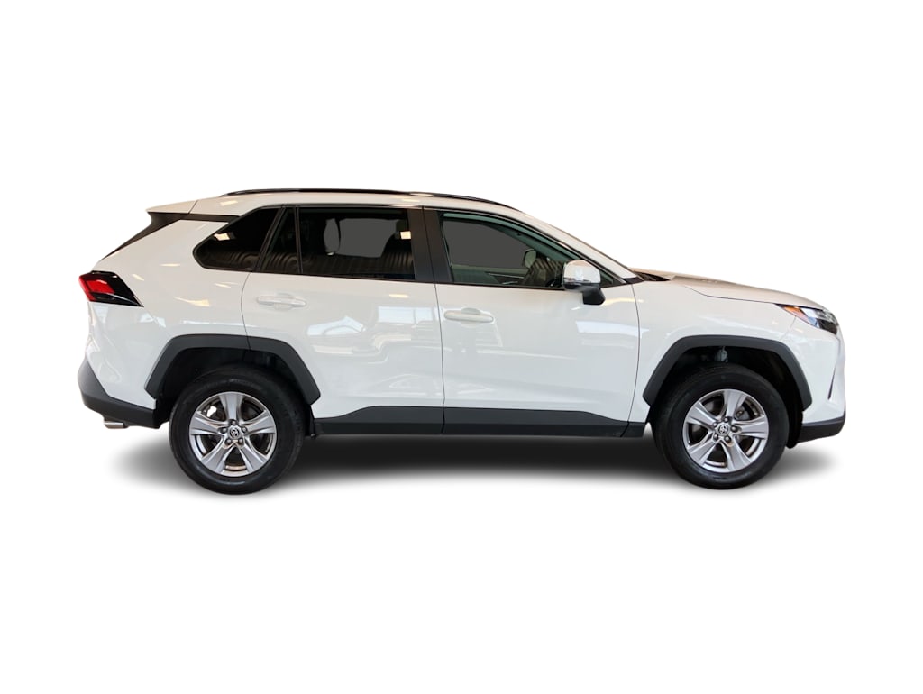Thumbnail: 2023 Toyota RAV4 - 16
