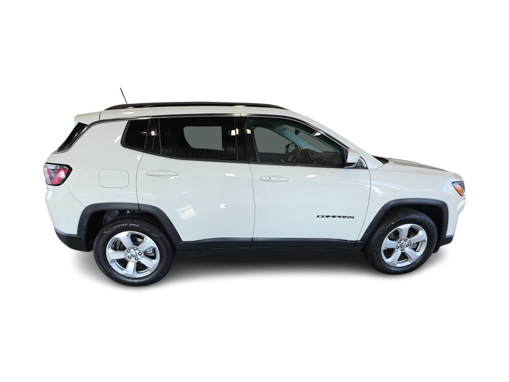 Thumbnail: 2018 Jeep Compass - 17