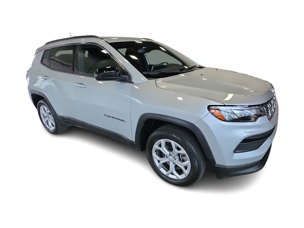 Thumbnail: 2024 Jeep Compass - 17
