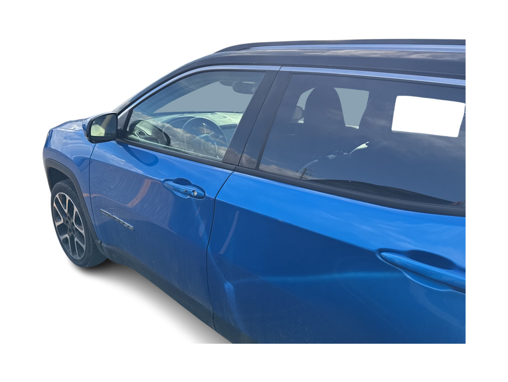 Thumbnail: 2019 Jeep Compass - 9