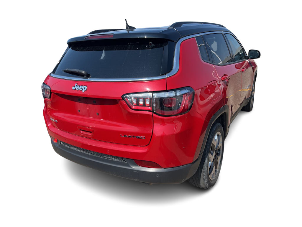 Thumbnail: 2021 Jeep Compass - 17