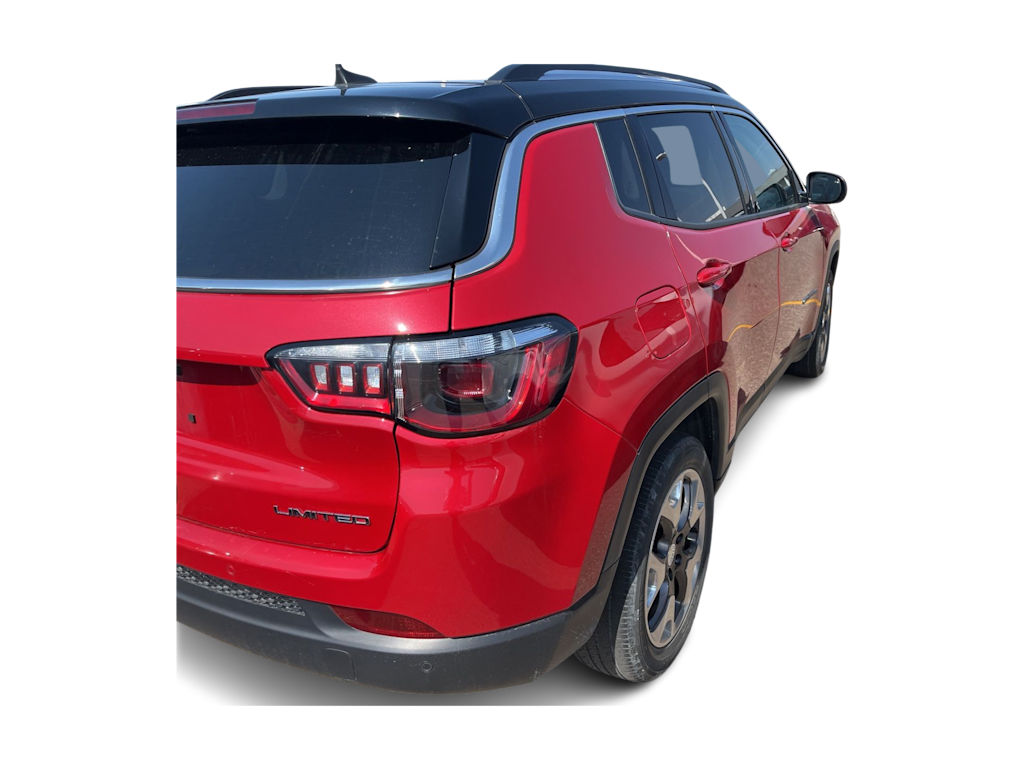 Thumbnail: 2021 Jeep Compass - 18