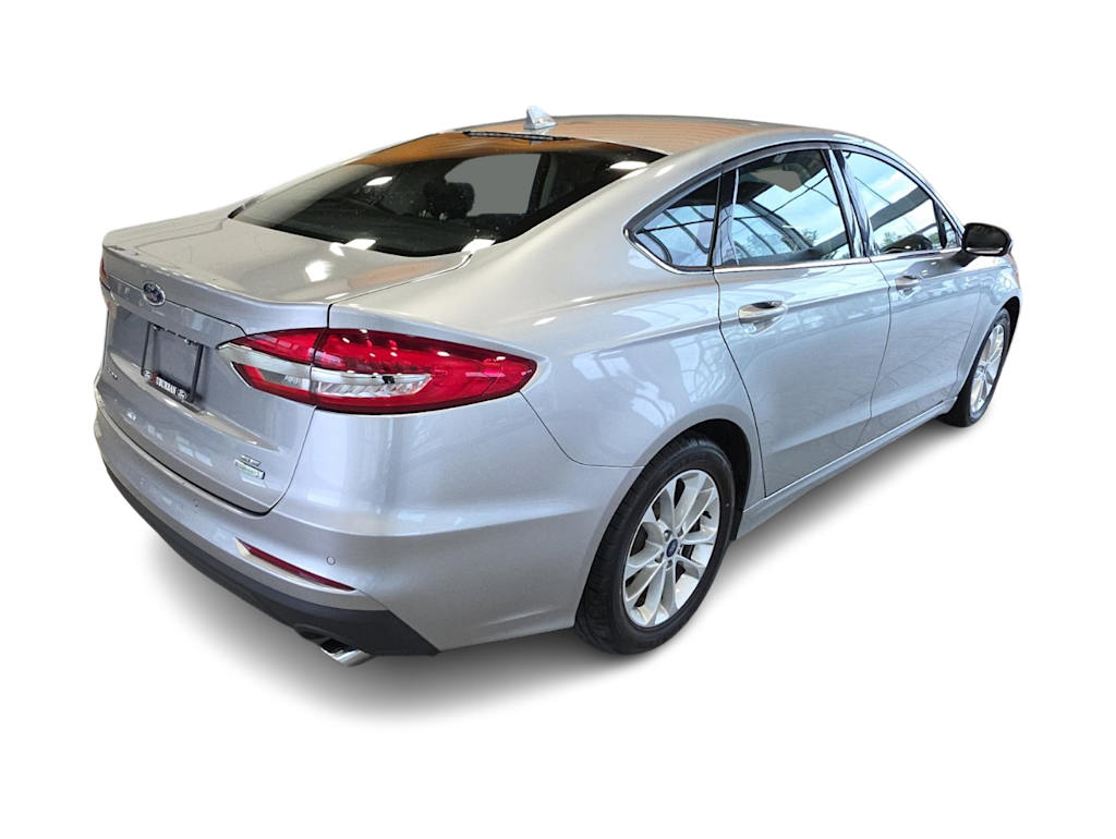 Thumbnail: 2020 Ford Fusion - 16