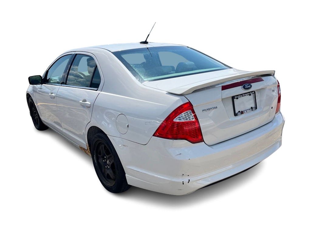 Thumbnail: 2010 Ford Fusion - 3