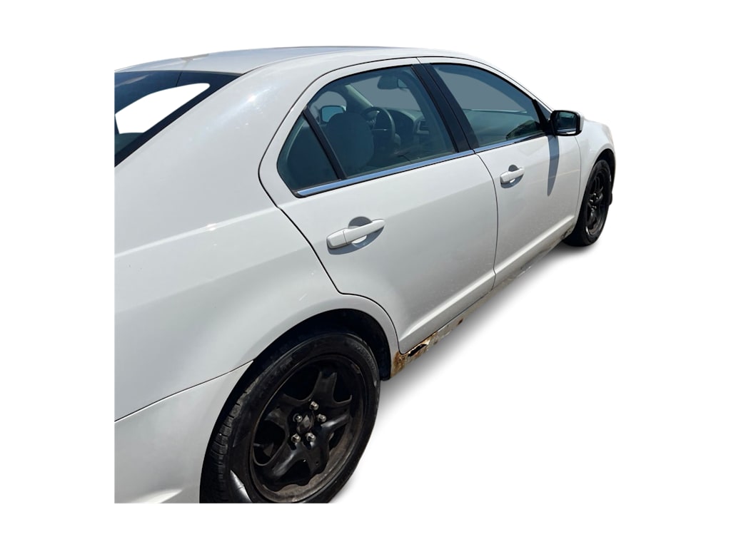 Thumbnail: 2010 Ford Fusion - 20