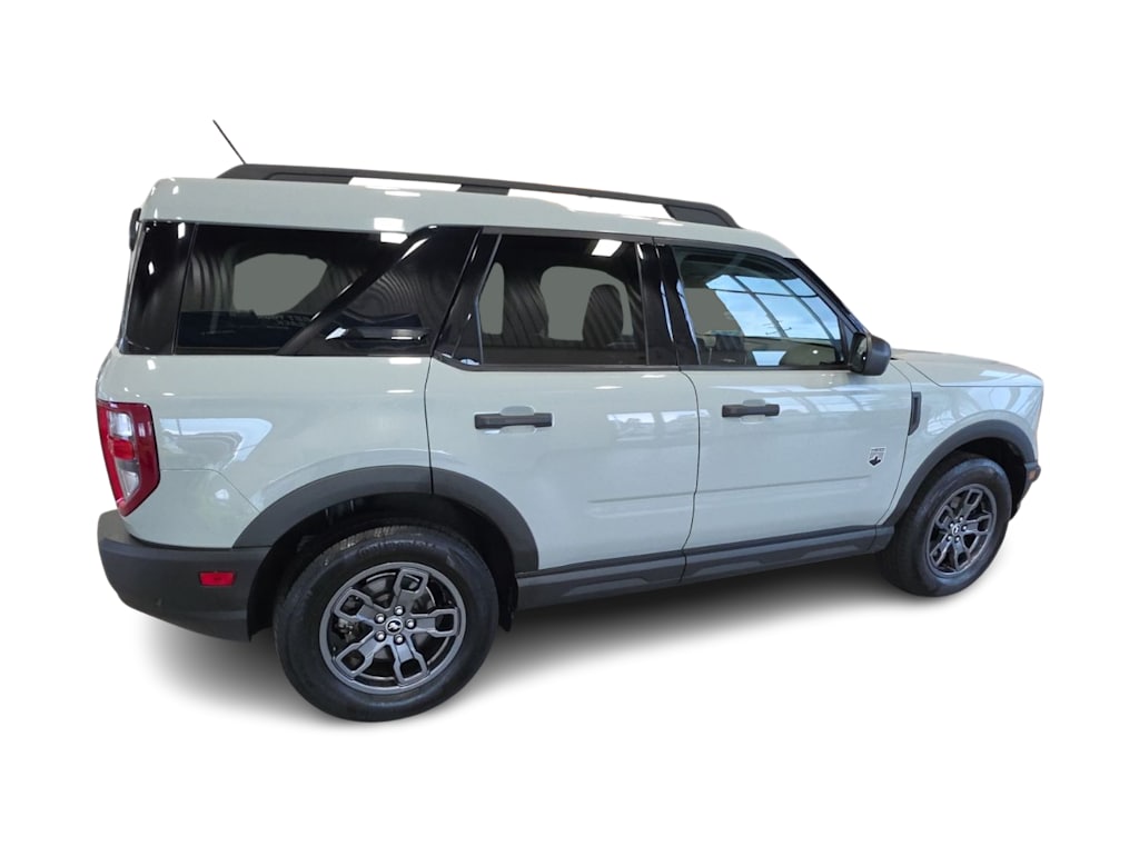 Thumbnail: 2022 Ford Bronco Sport - 15