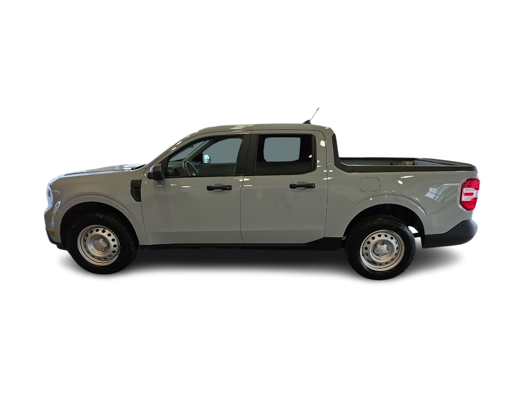 Thumbnail: 2022 Ford Maverick - 3