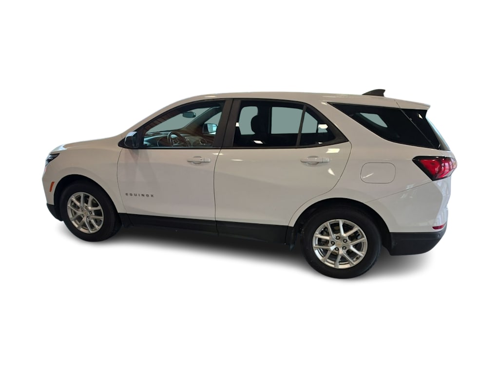 Thumbnail: 2024 Chevrolet Equinox - 3