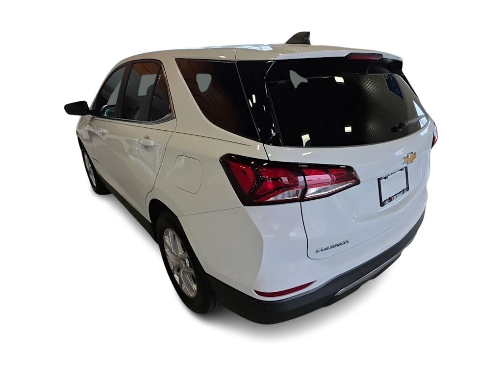Thumbnail: 2023 Chevrolet Equinox - 4