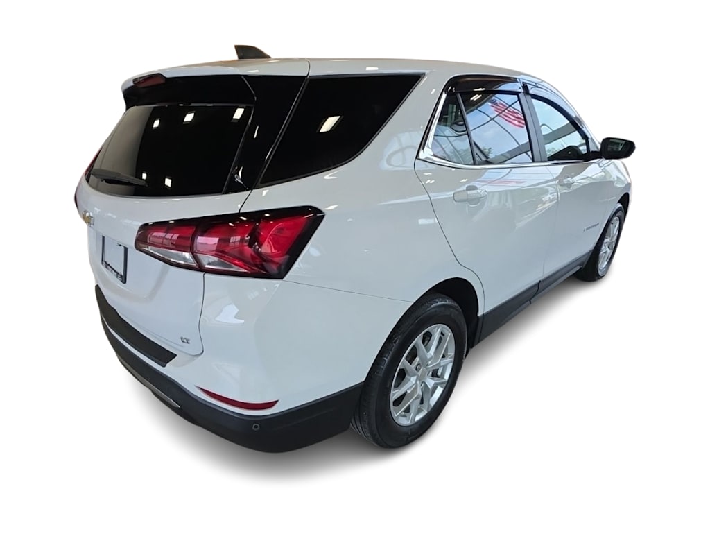 Thumbnail: 2022 Chevrolet Equinox - 19