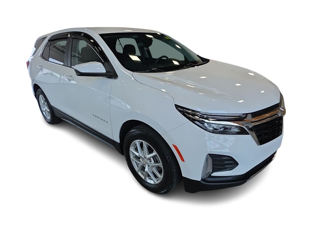 Thumbnail: 2022 Chevrolet Equinox - 17