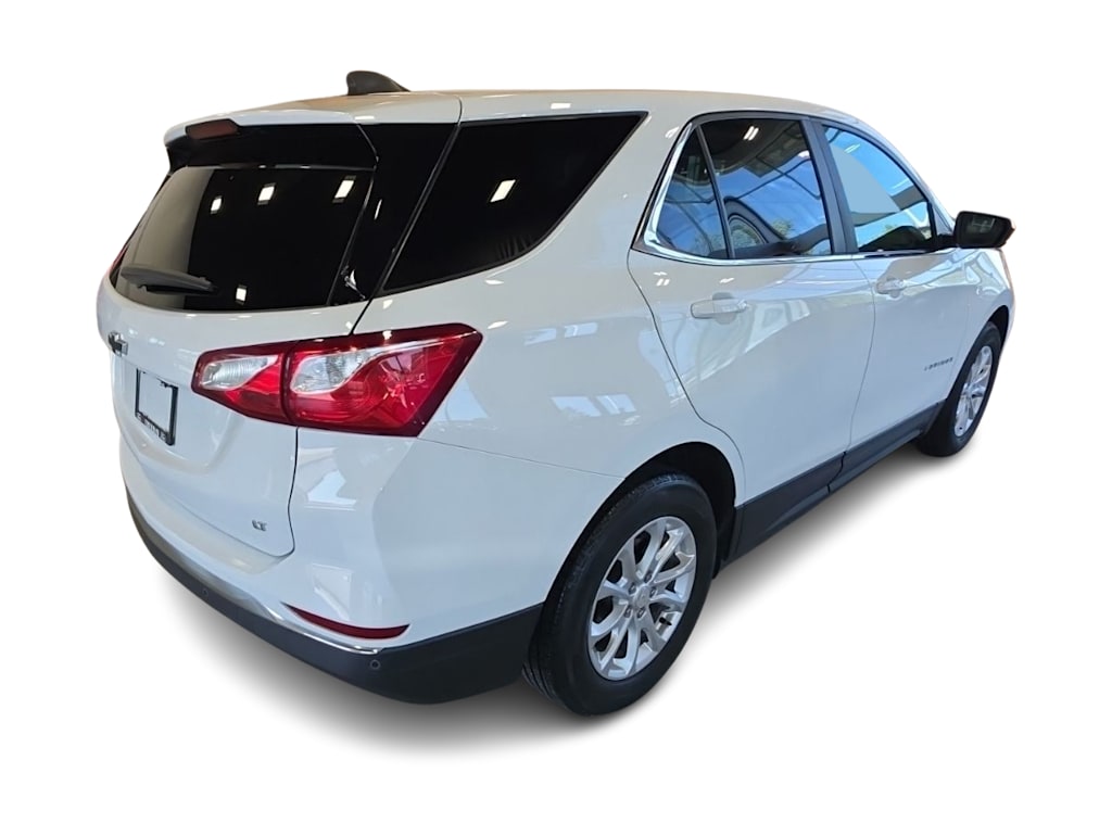 Thumbnail: 2021 Chevrolet Equinox - 18