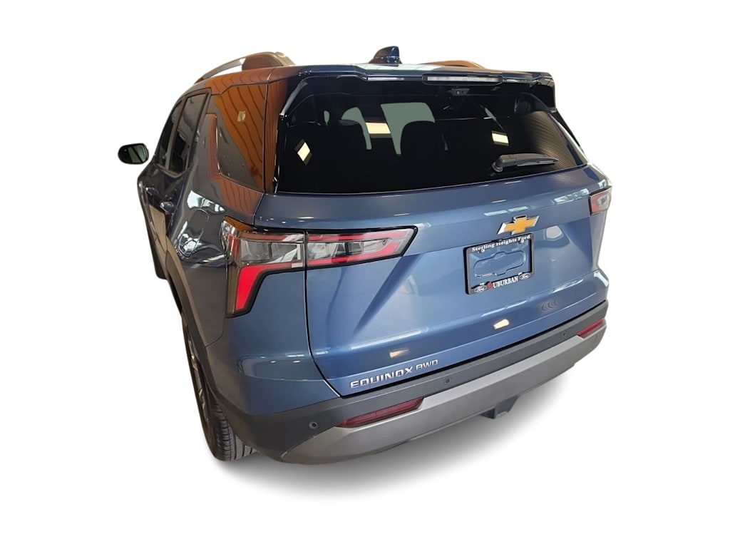 Thumbnail: 2025 Chevrolet Equinox - 4