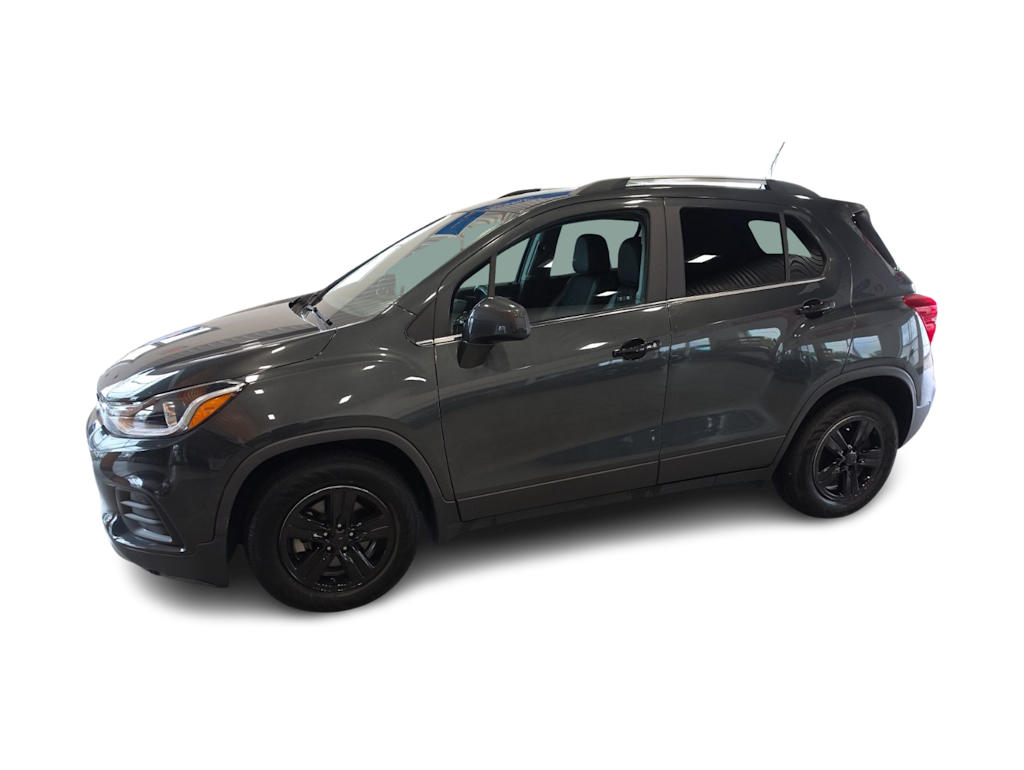 Thumbnail: 2020 Chevrolet Trax - 3
