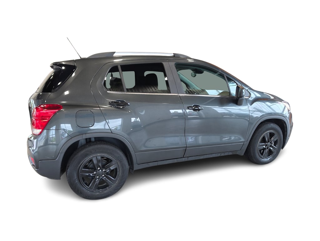 Thumbnail: 2020 Chevrolet Trax - 17