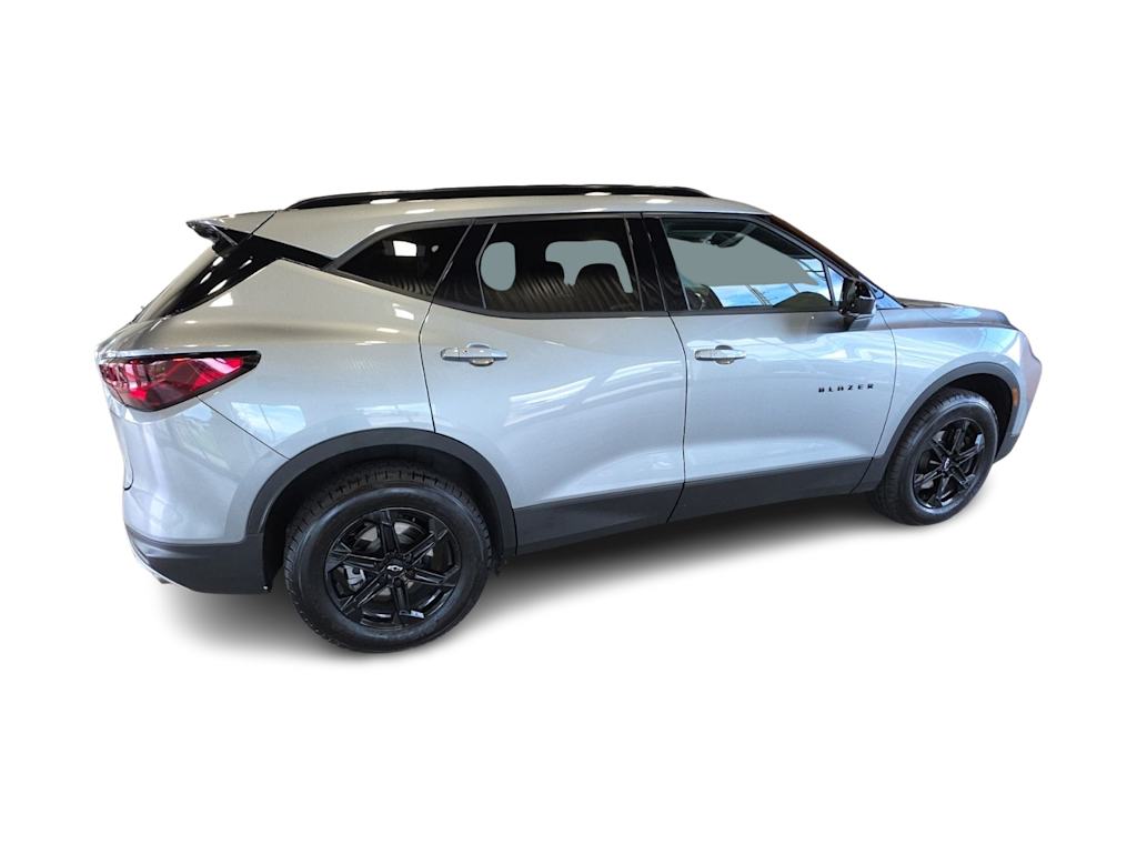 Thumbnail: 2024 Chevrolet Blazer - 18