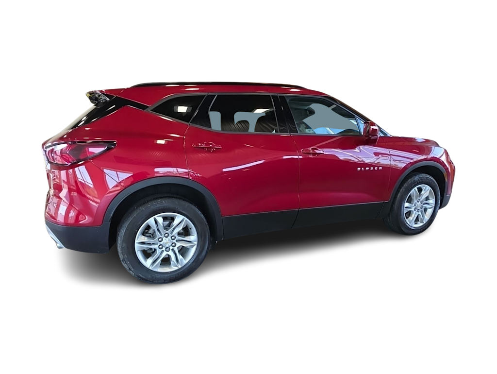 Thumbnail: 2019 Chevrolet Blazer - 16