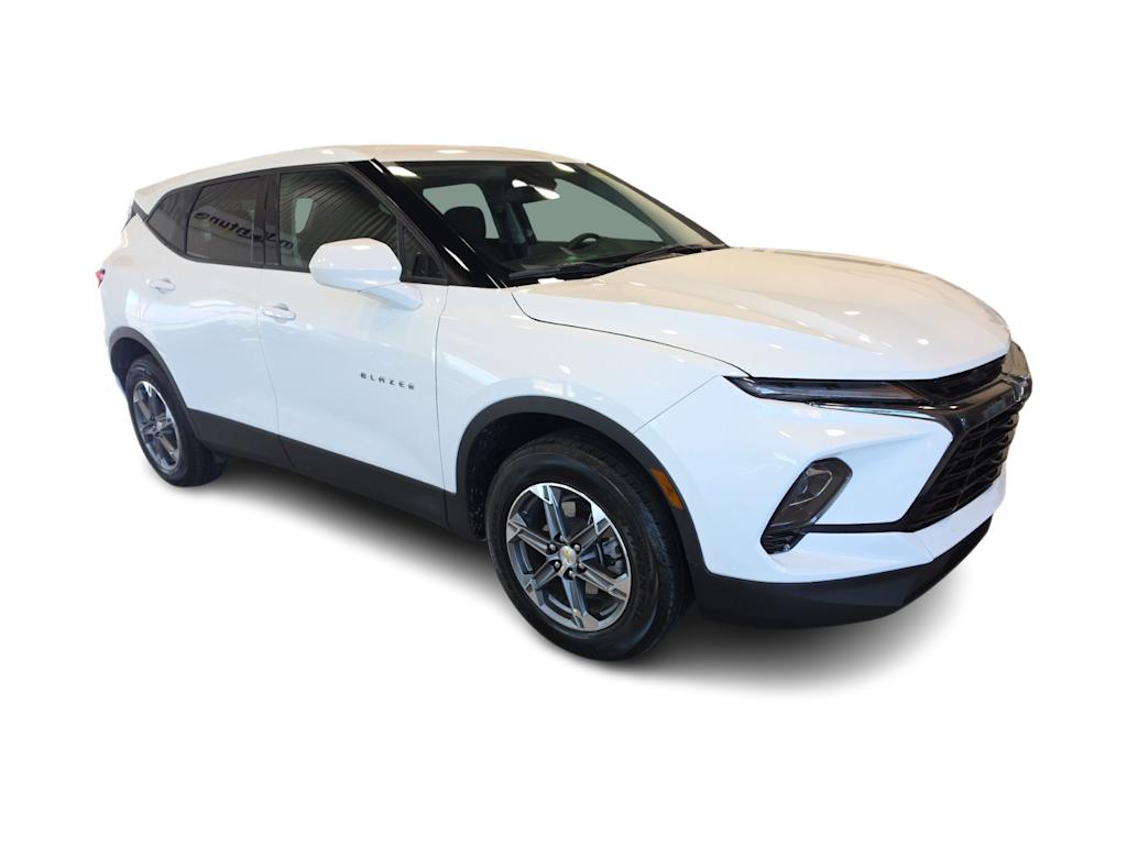 Thumbnail: 2025 Chevrolet Blazer - 15