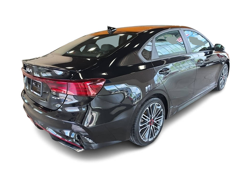 Thumbnail: 2023 Kia Forte - 16