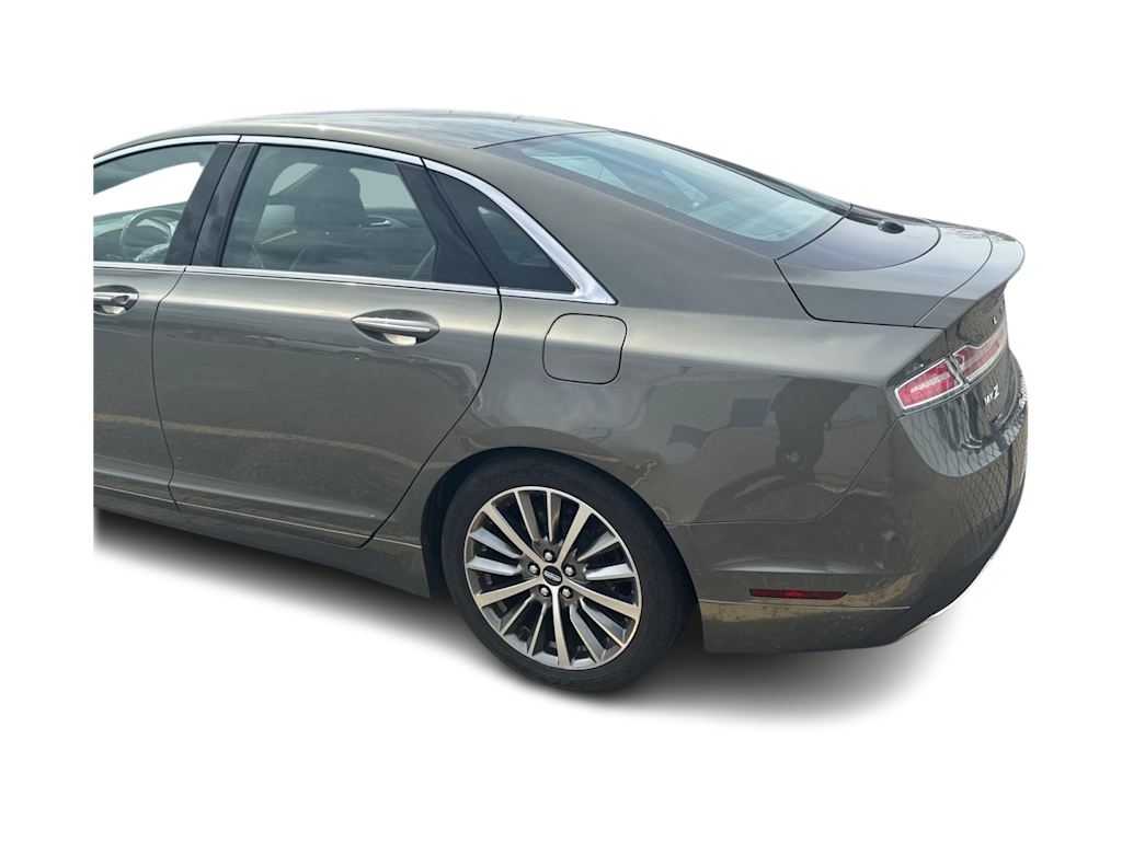 Thumbnail: 2017 Lincoln MKZ - 3