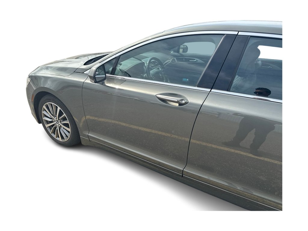 Thumbnail: 2017 Lincoln MKZ - 2