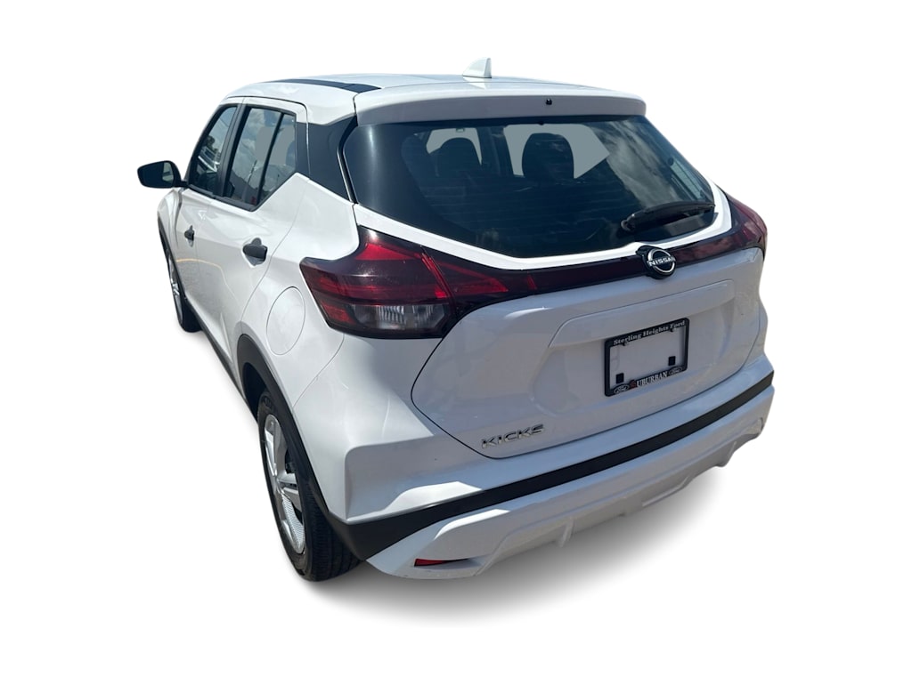 Thumbnail: 2022 Nissan Kicks - 3