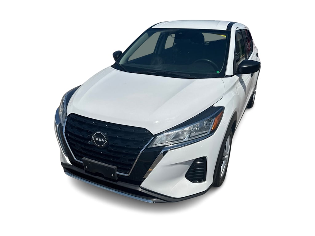 Thumbnail: 2022 Nissan Kicks - 4