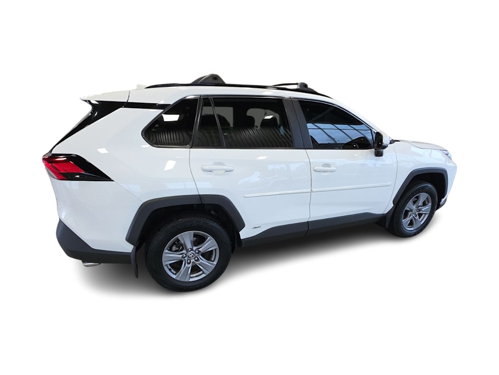 Thumbnail: 2022 Toyota RAV4 - 16