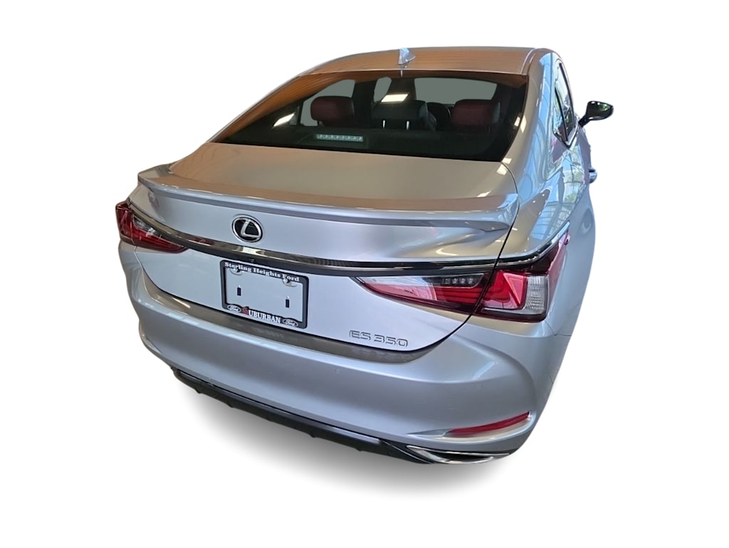 Thumbnail: 2022 Lexus ES - 5