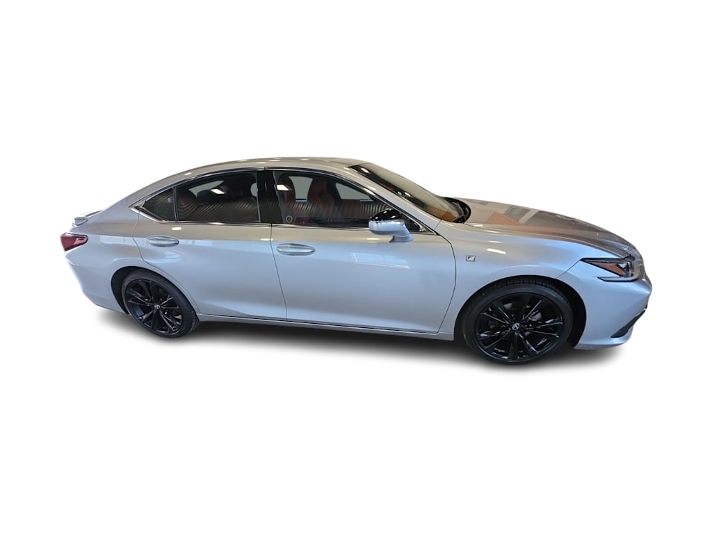 Thumbnail: 2022 Lexus ES - 20