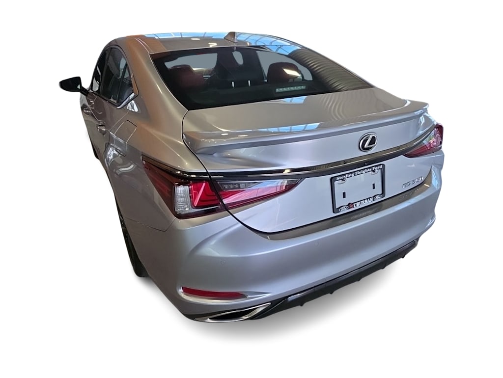 Thumbnail: 2022 Lexus ES - 4
